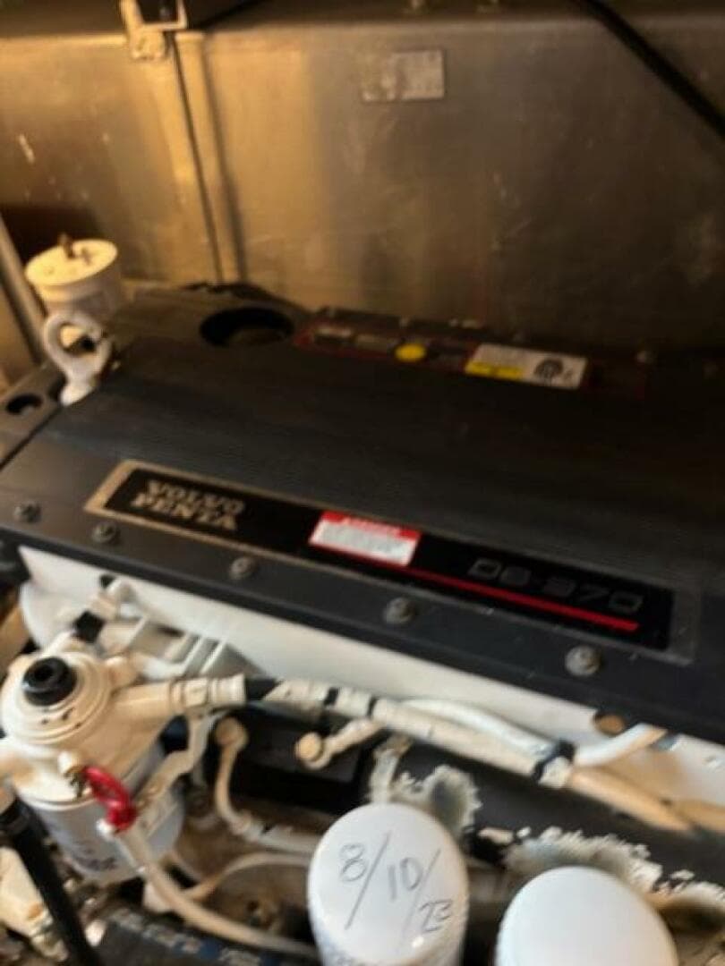 2006 Carver 43 — photo 153