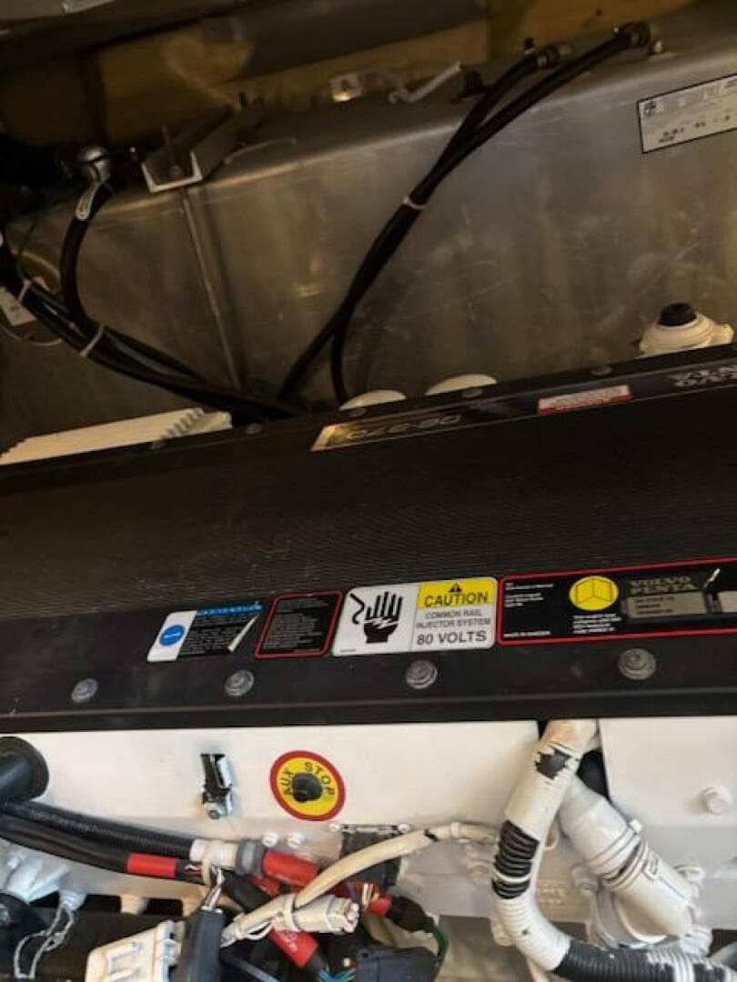 2006 Carver 43 — photo 129