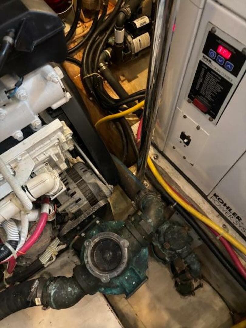 2006 Carver 43 — photo 139