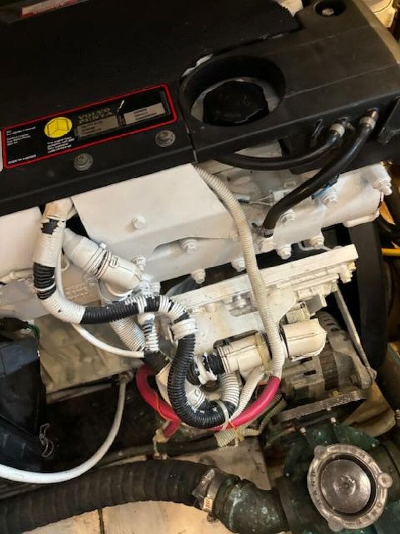 2006 Carver 43 — photo 137