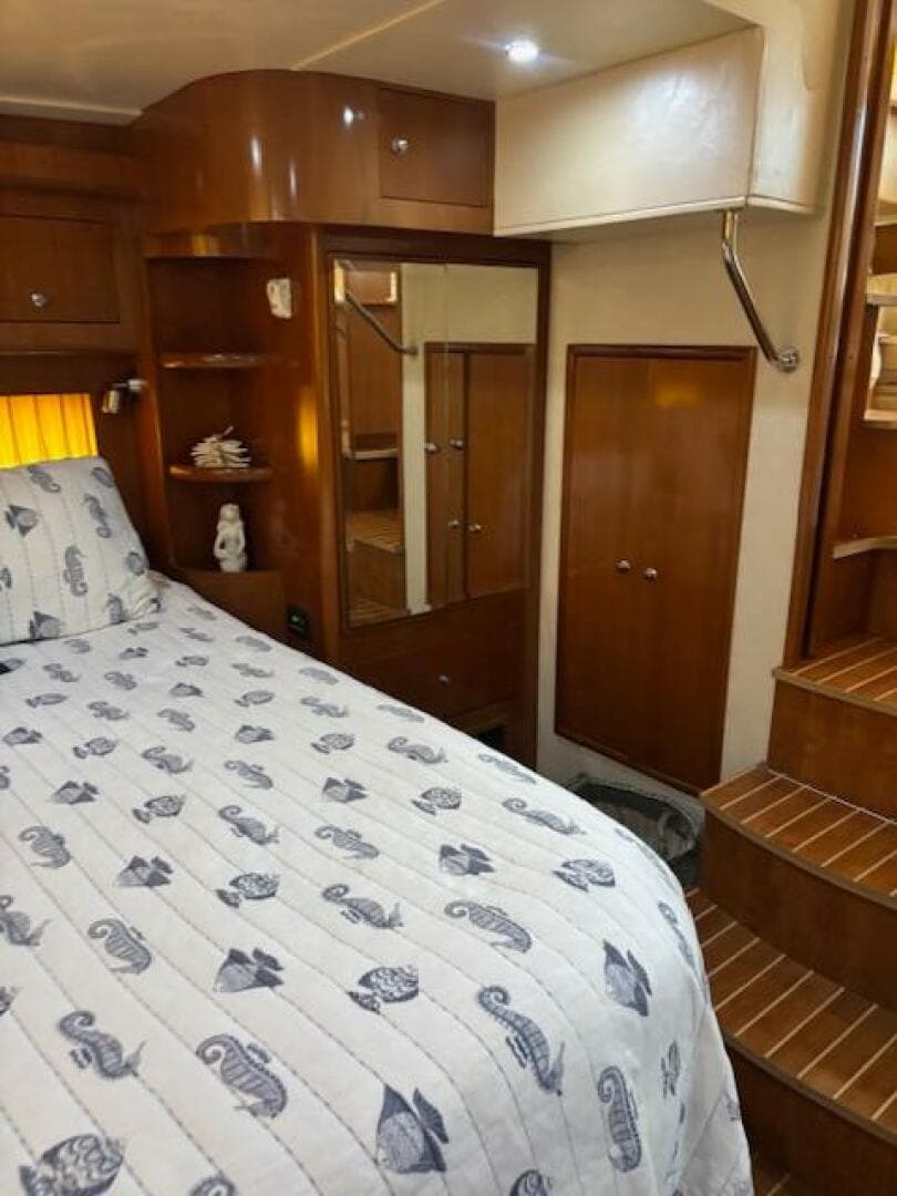 2006 Carver 43 — photo 119