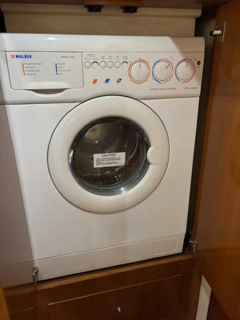 2006 Carver 43 — photo 162