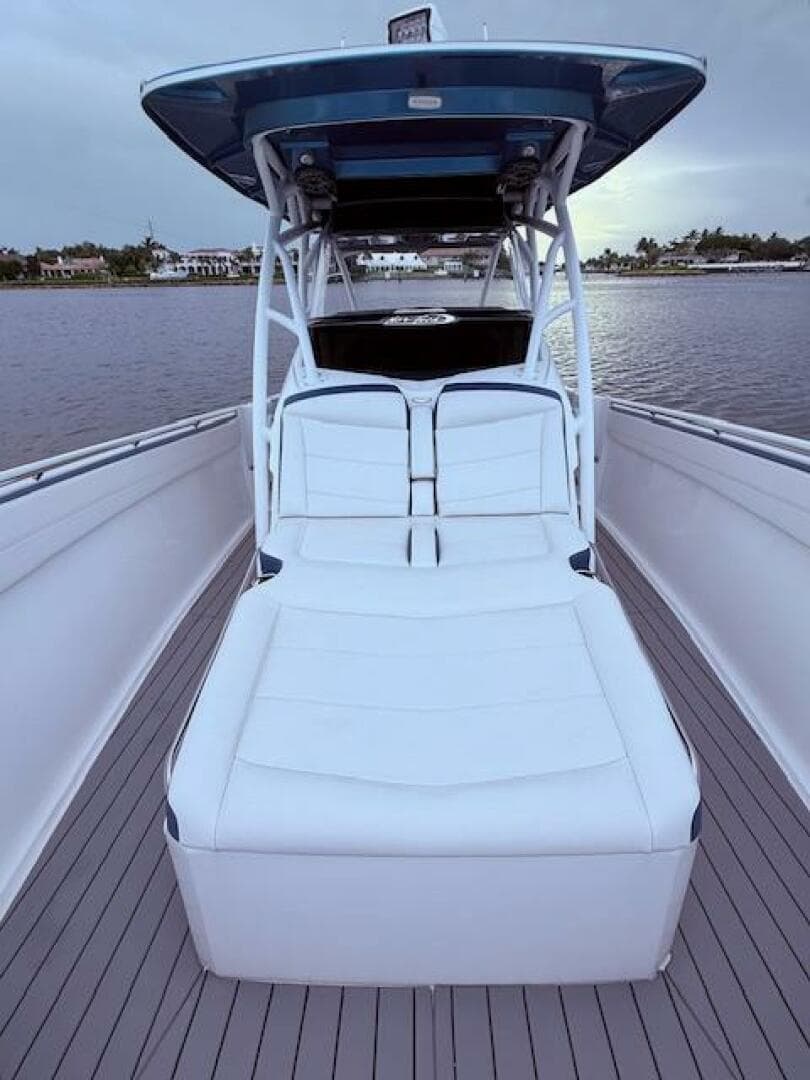 2022 Nor-Tech 390 Sport Center Console — photo 28