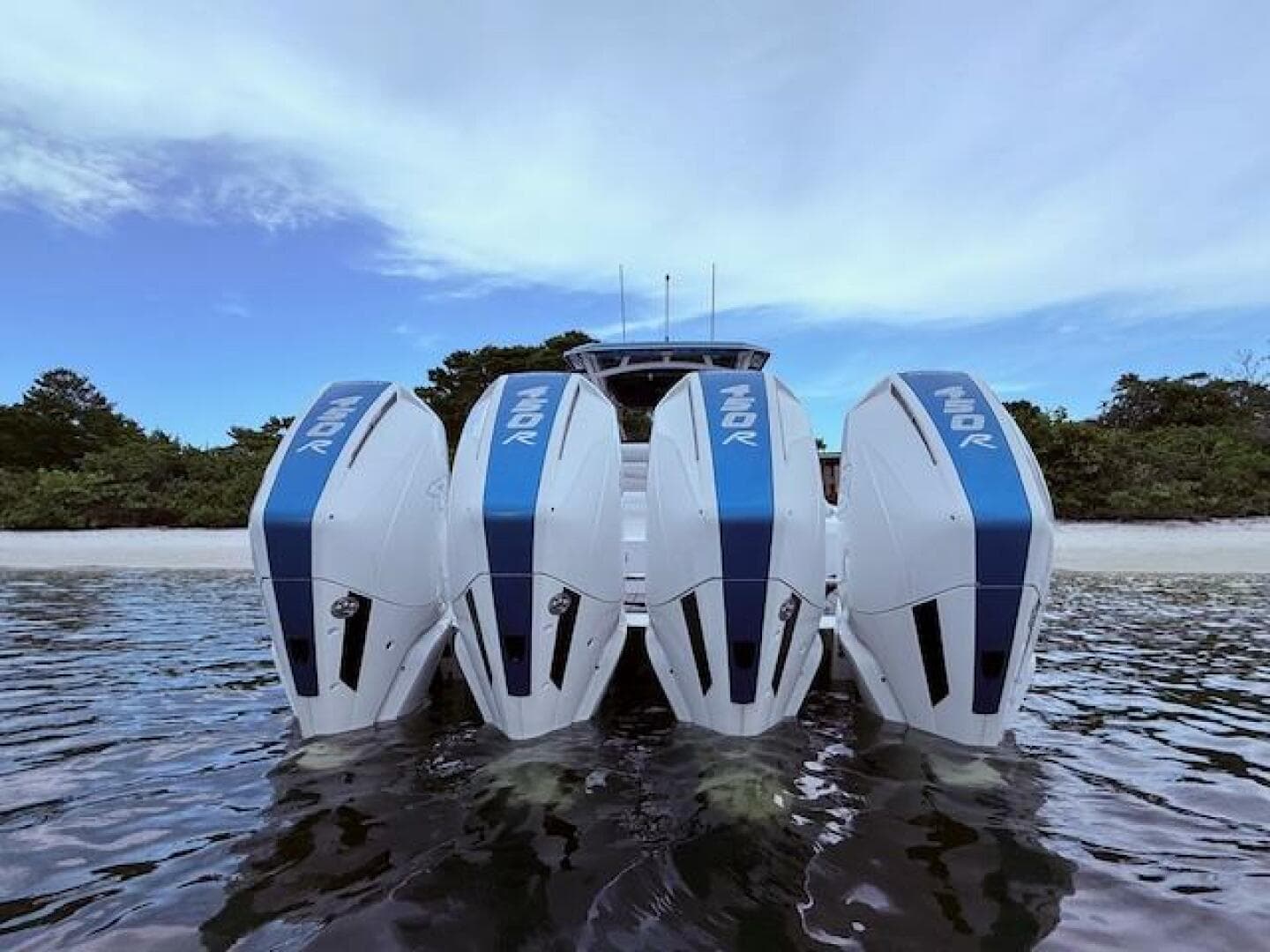 2022 Nor-Tech 390 Sport Center Console — photo 12