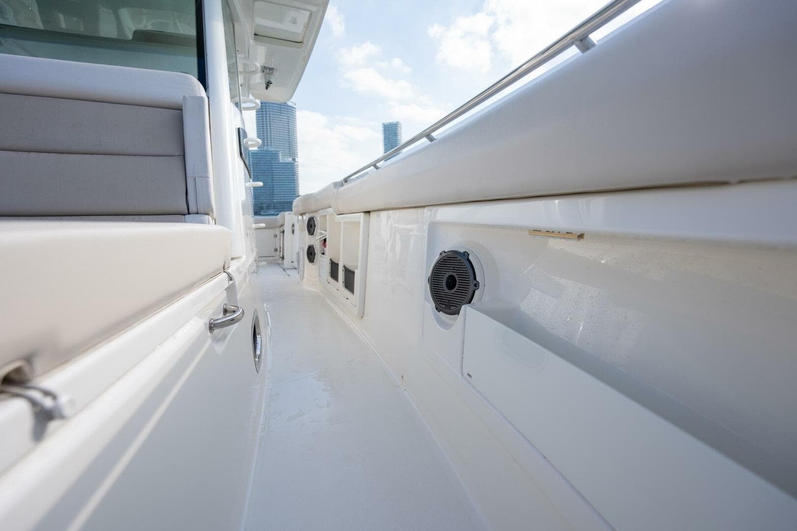 2020 Boston Whaler 380 Outrage Center Console — photo 21