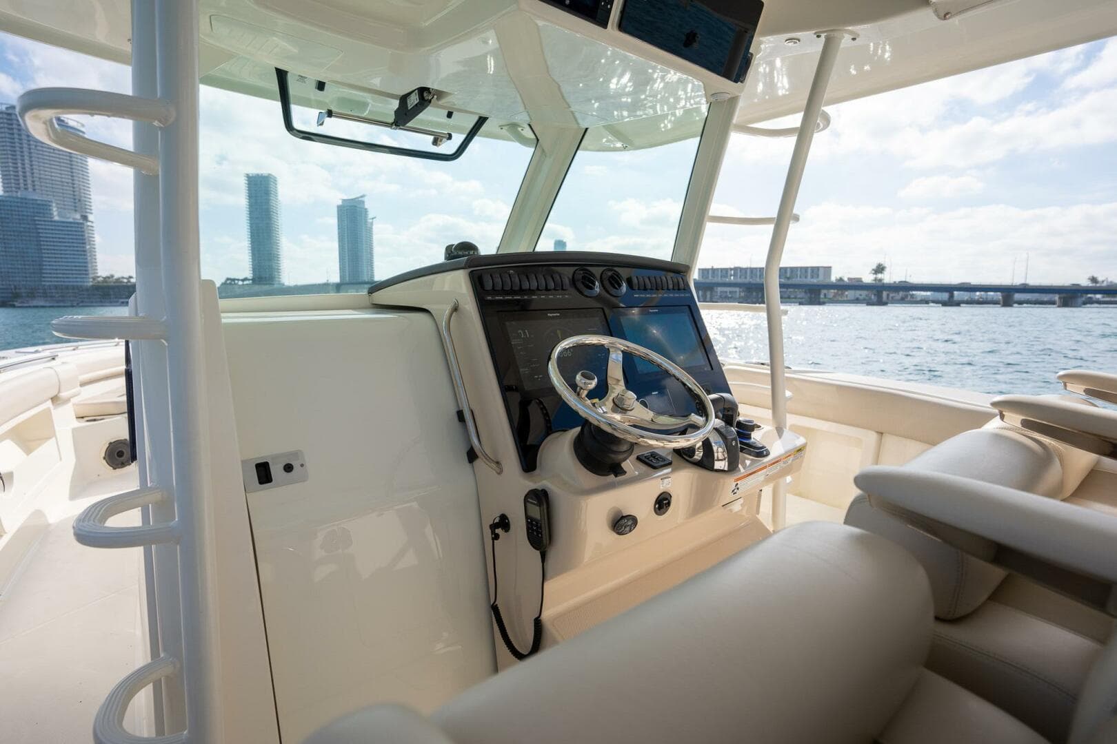 2020 Boston Whaler 380 Outrage Center Console — photo 25