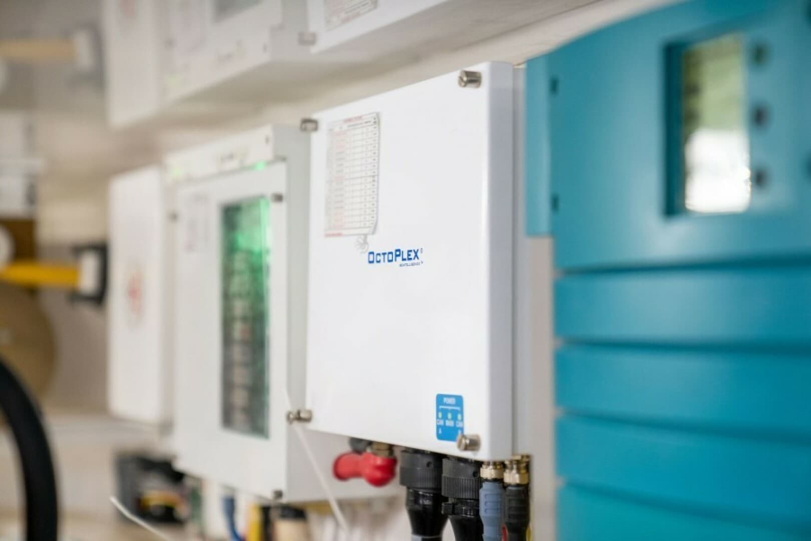 2018 Viking 72 Convertible — photo 57