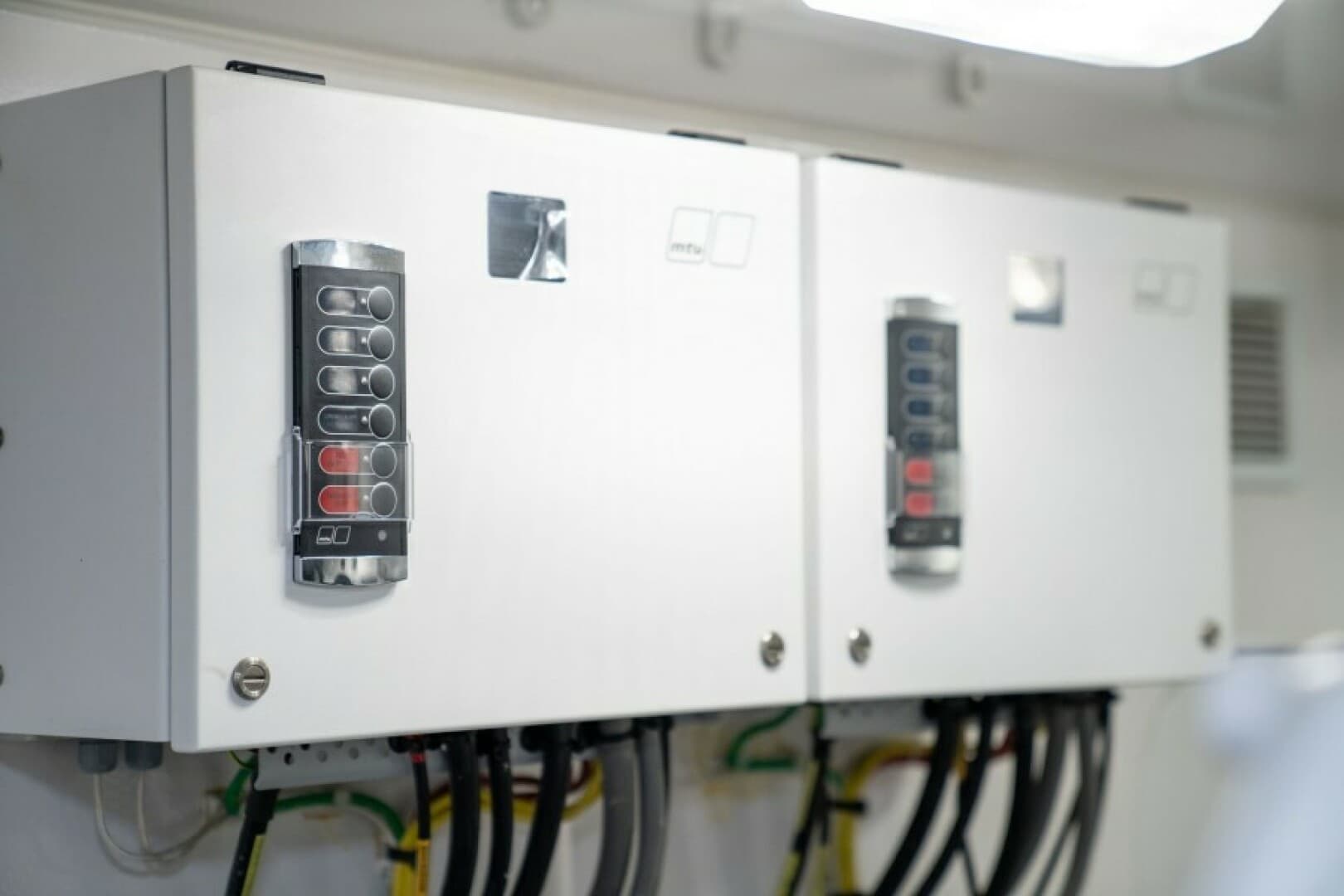 2018 Viking 72 Convertible — photo 55