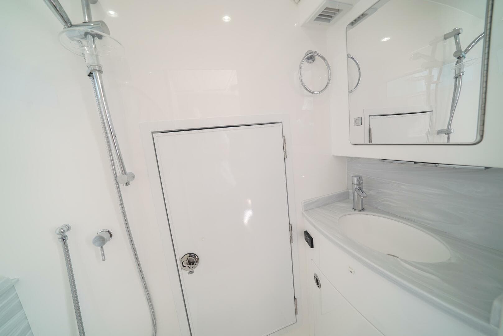 2024 Valhalla Boatworks V-46 — photo 8