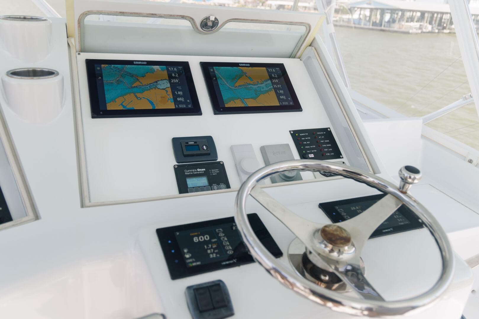 2014 Blackwell 62 Convertible — photo 3