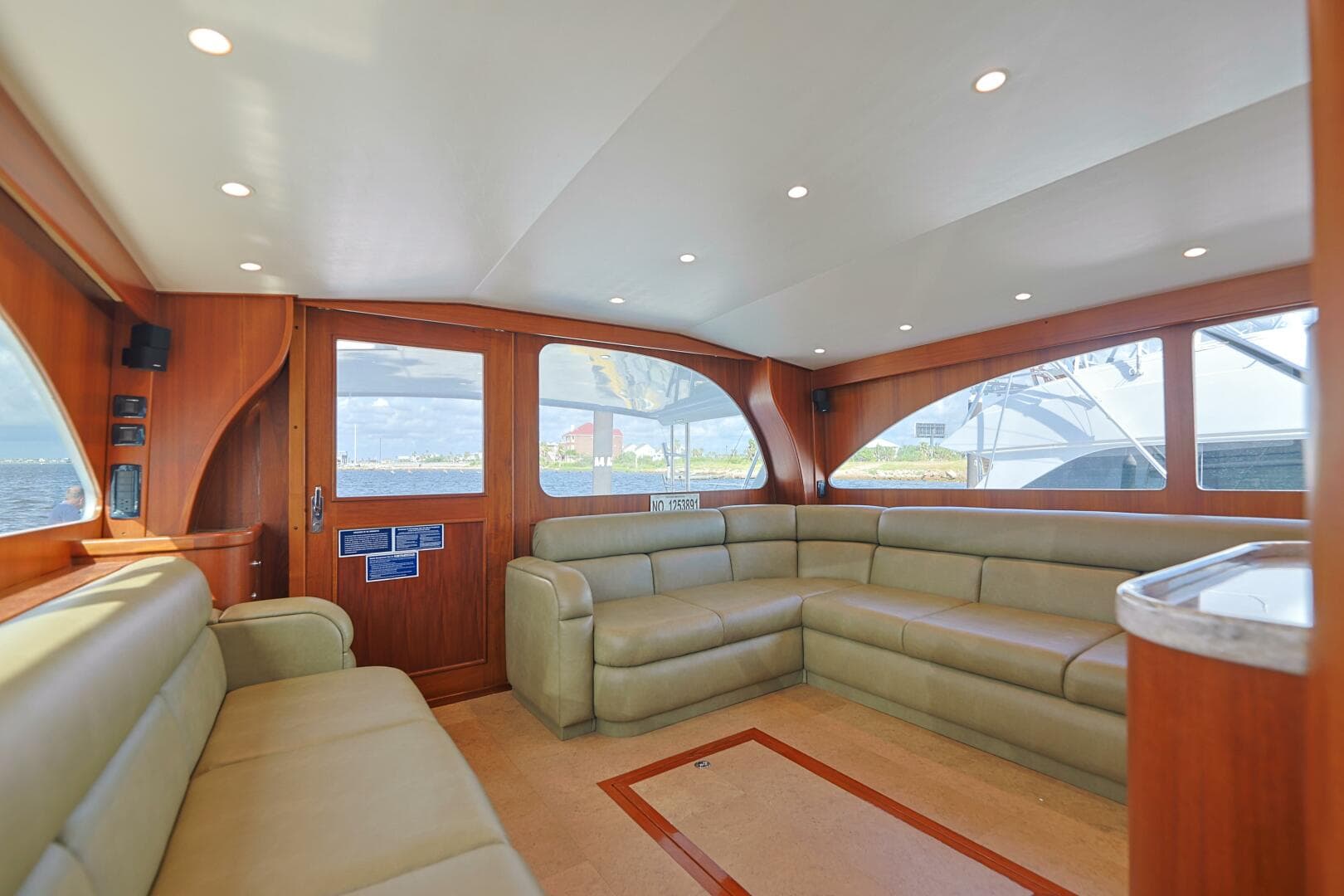 2014 Blackwell 62 Convertible — photo 4