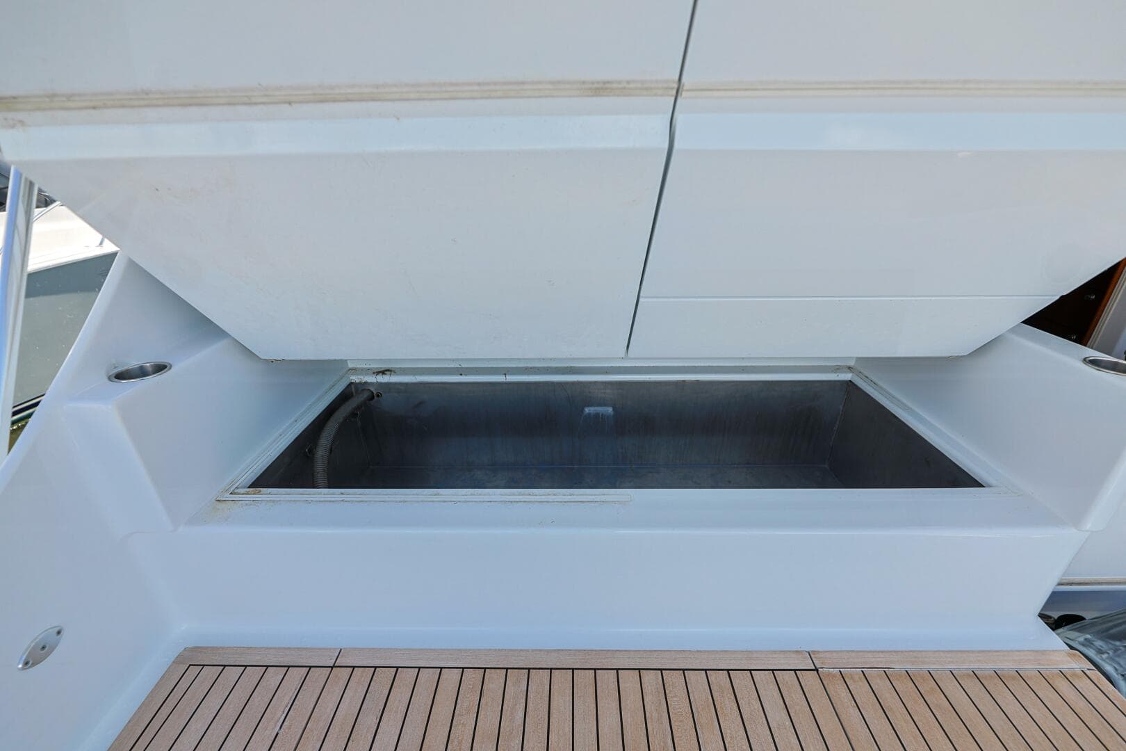 2014 Blackwell 62 Convertible — photo 34