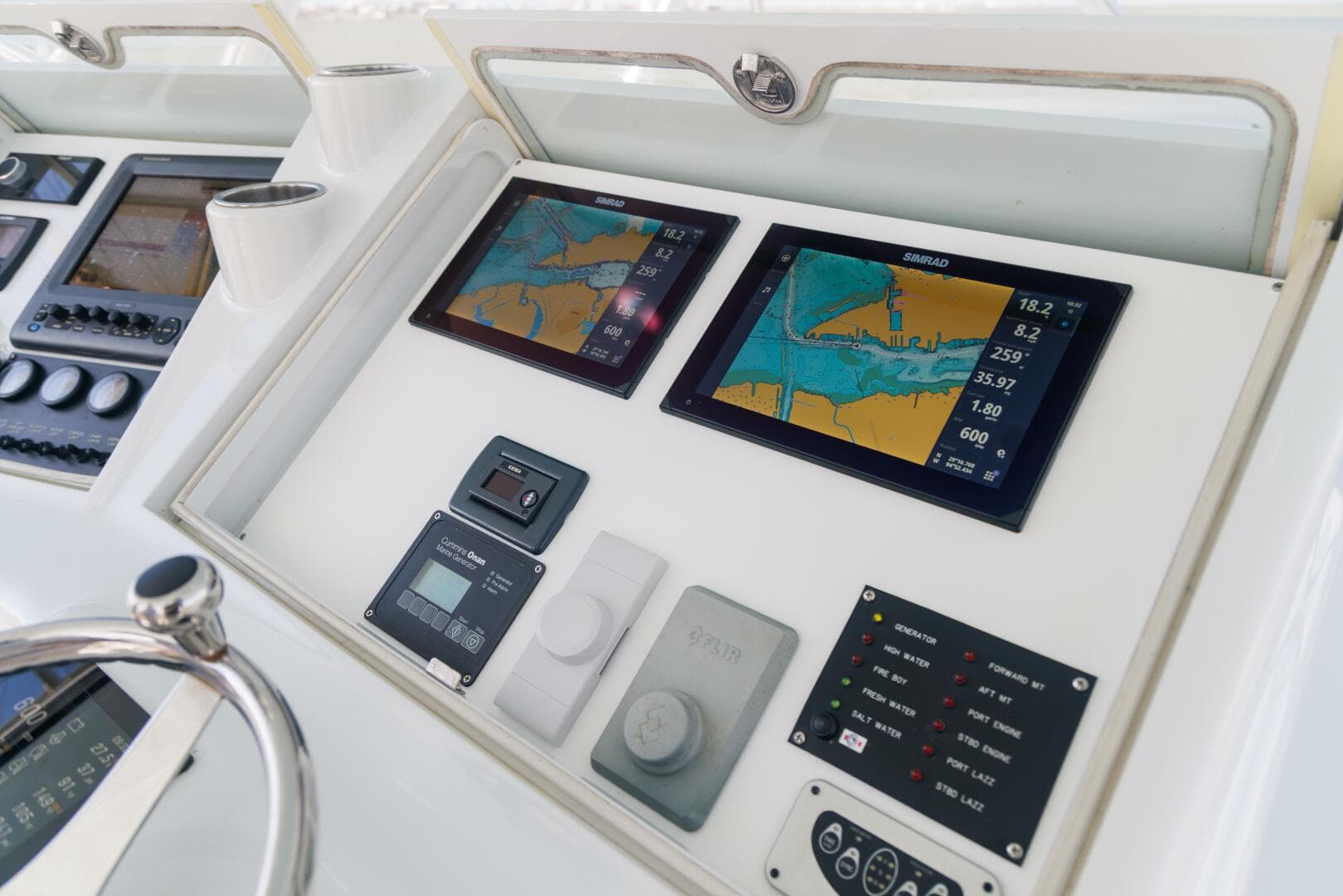 2014 Blackwell 62 Convertible — photo 22