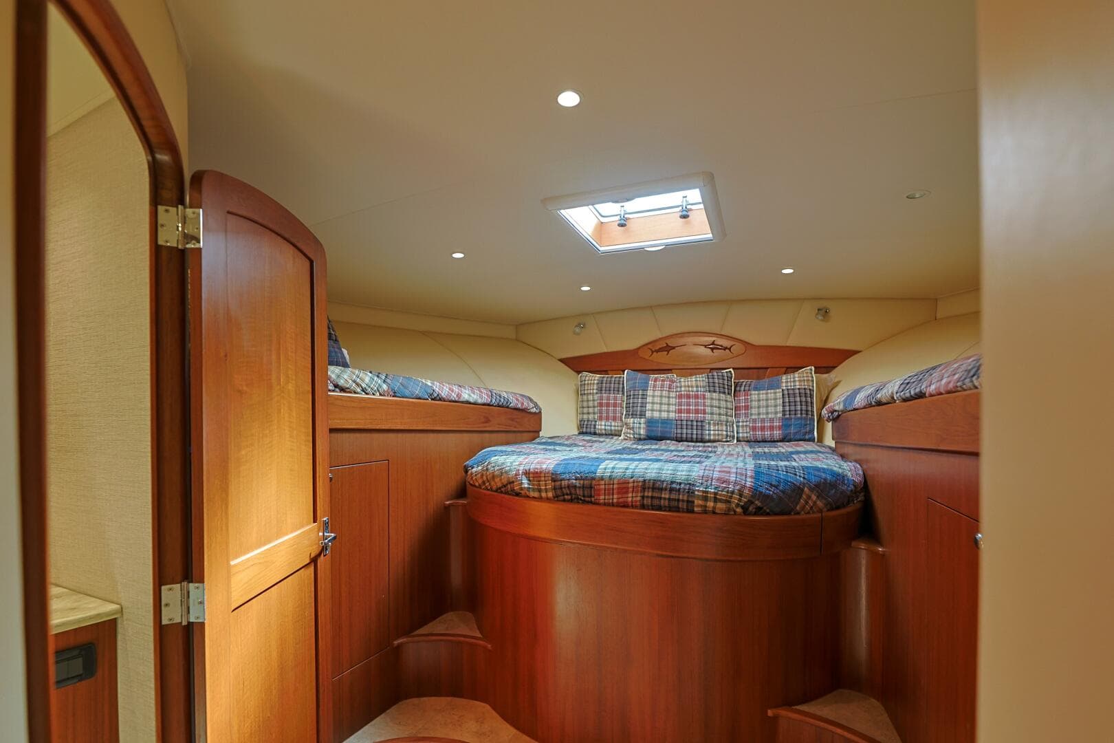 2014 Blackwell 62 Convertible — photo 17