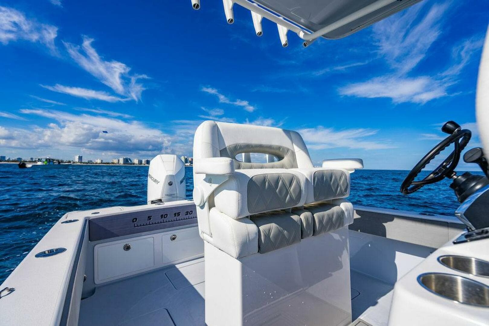 2026 Reef Runner 230 — photo 25