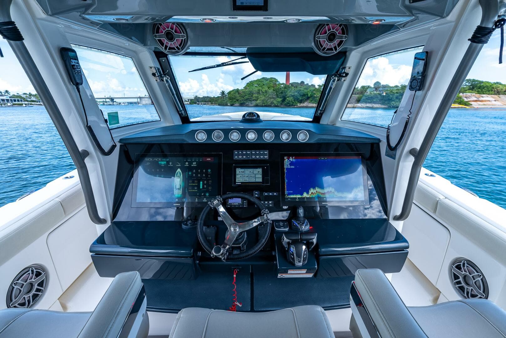 2021 Solace 41 Cs — photo 13