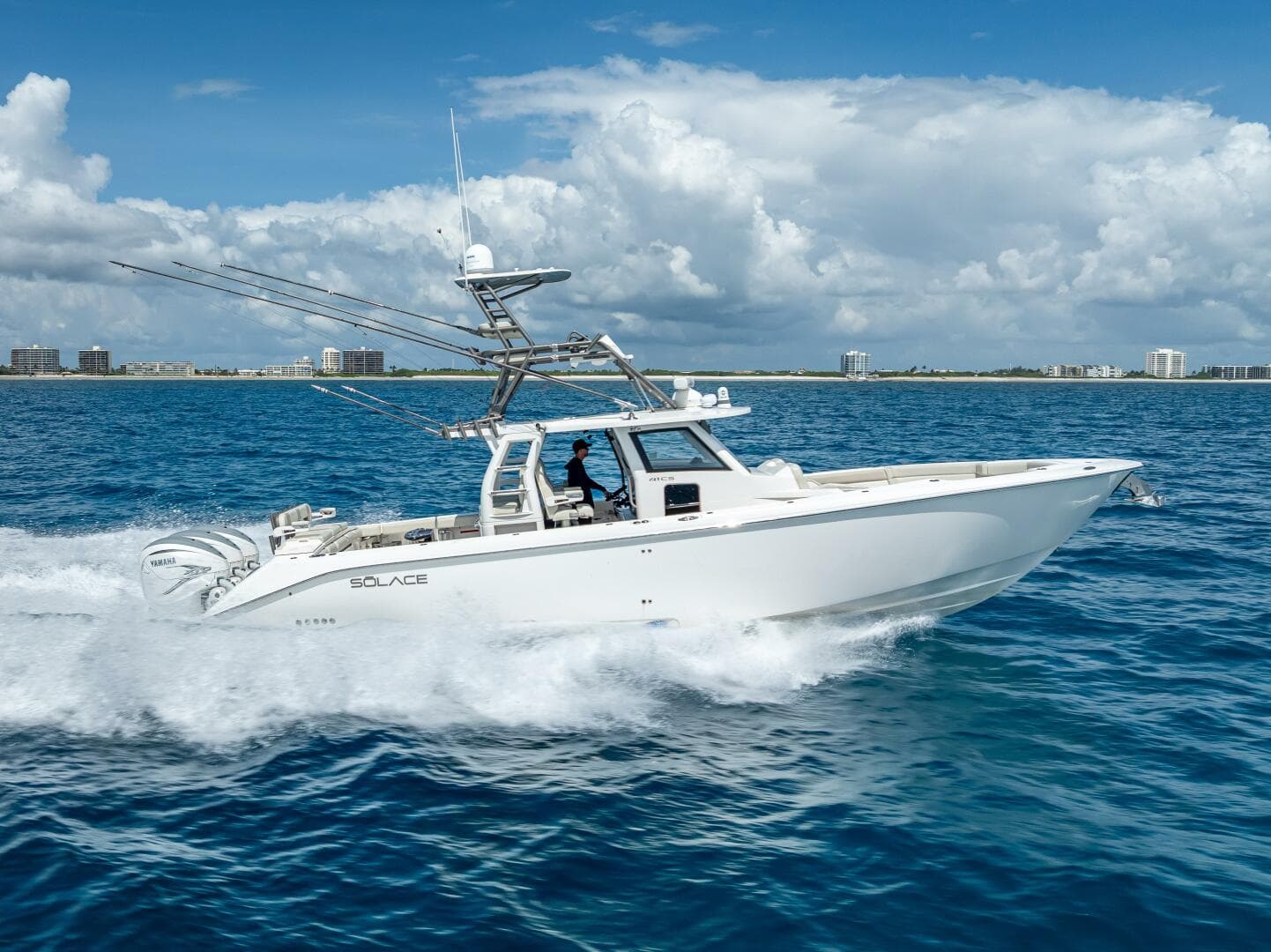 2021 Solace 41 Cs — photo 38