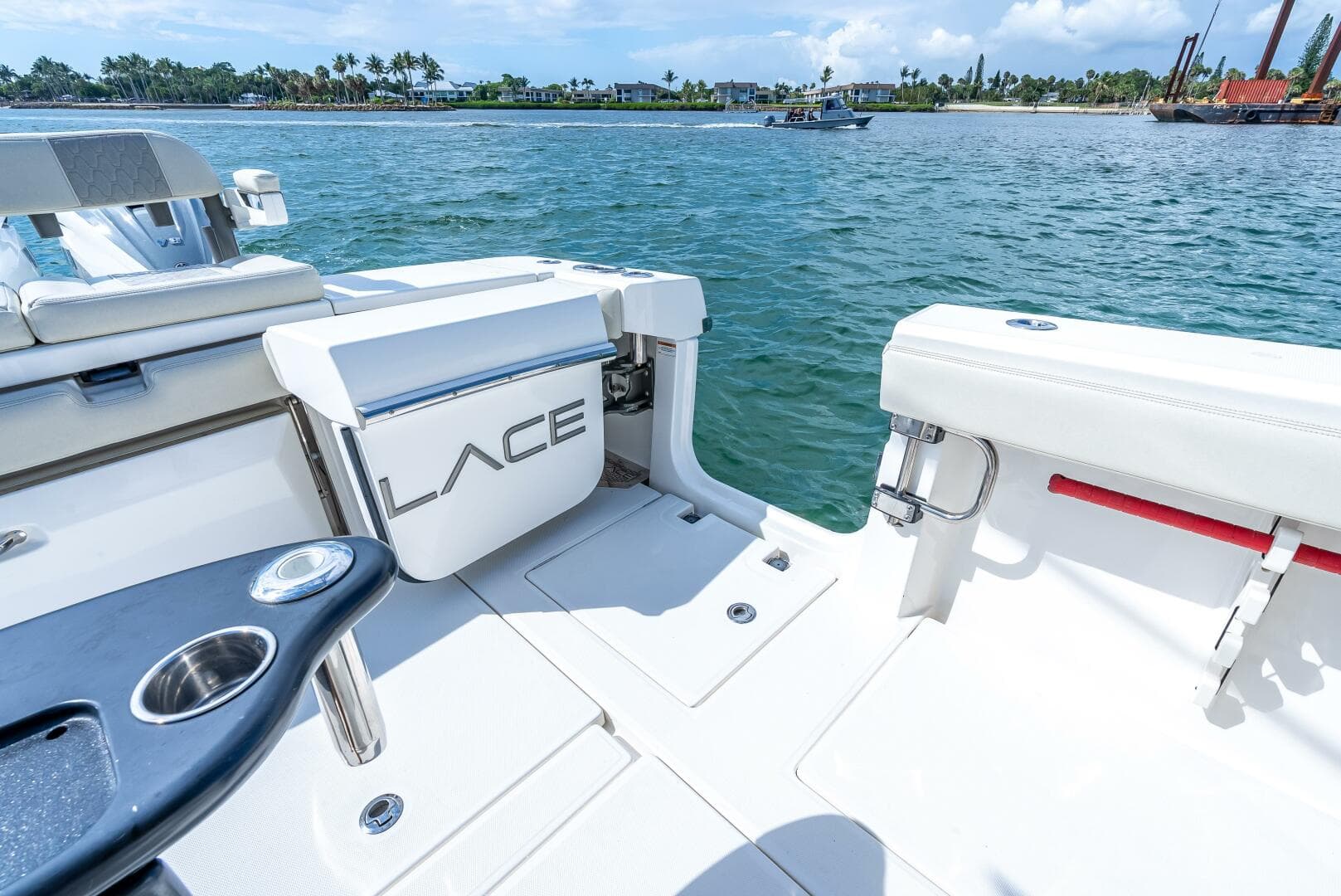 2021 Solace 41 Cs — photo 24