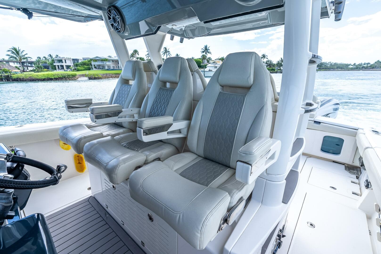 2021 Solace 41 Cs — photo 12