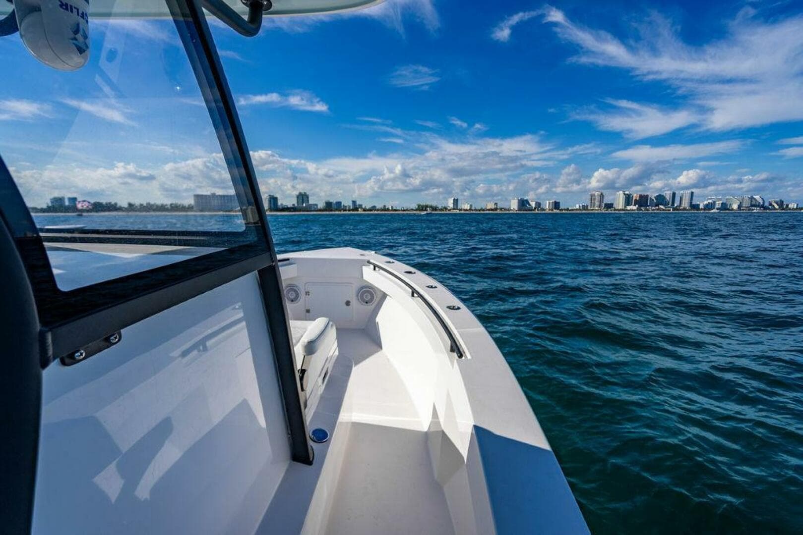 2026 Reef Runner 280 — photo 23