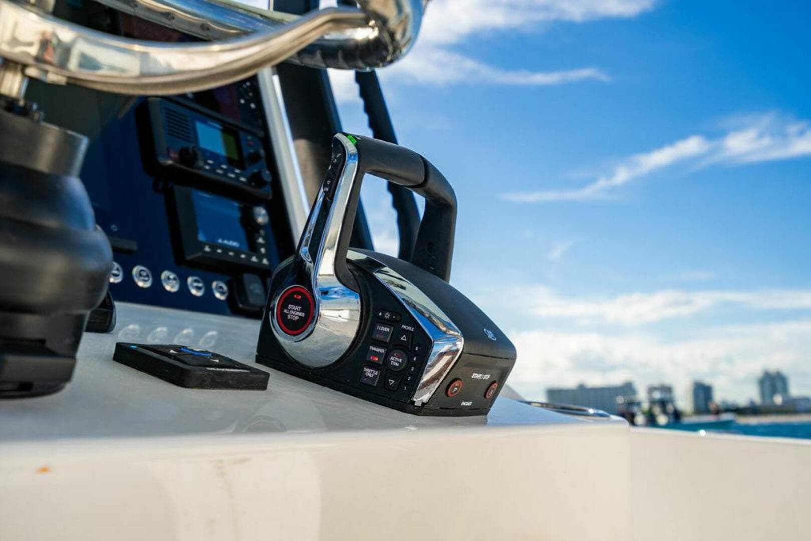 2026 Reef Runner 280 — photo 19