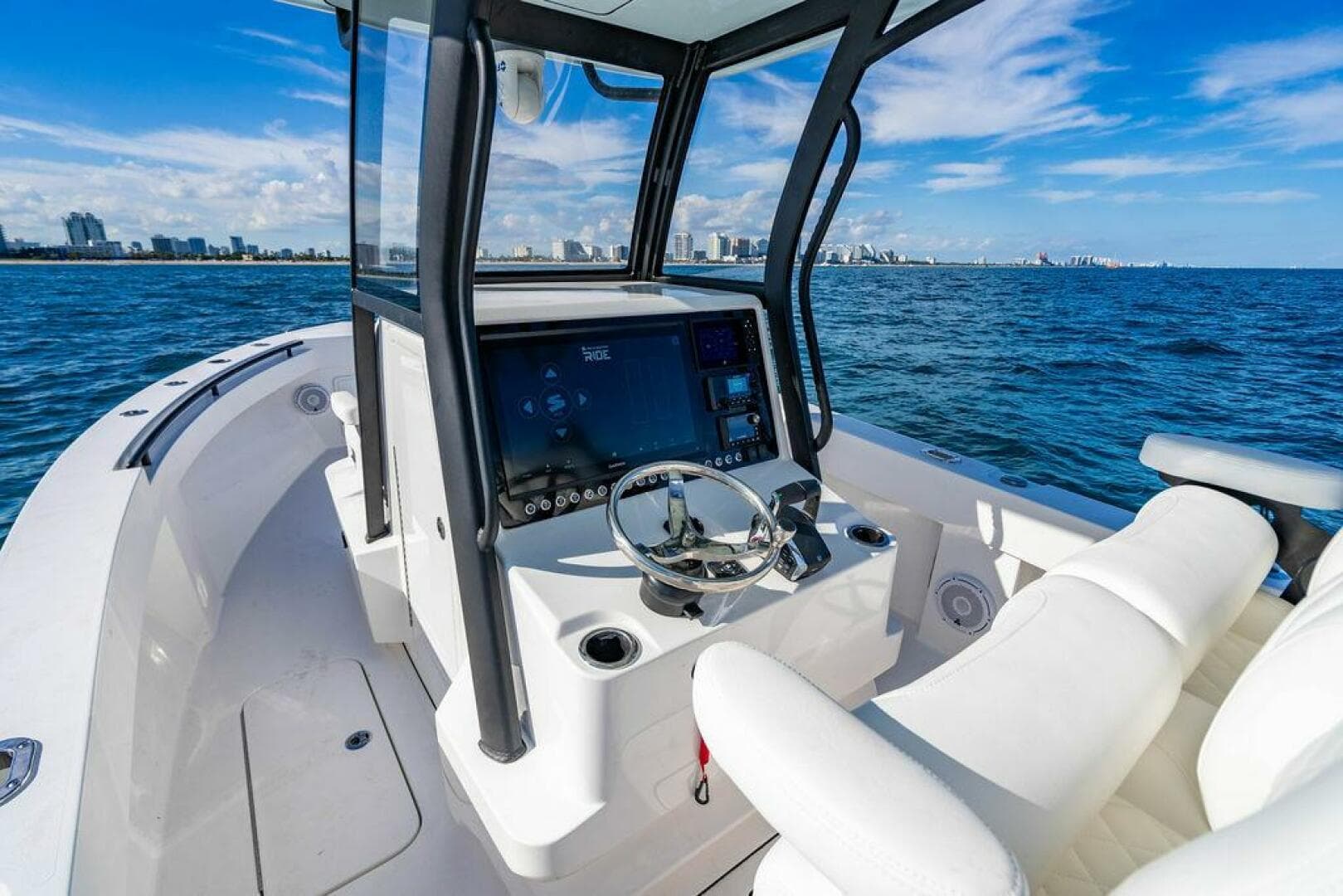 2026 Reef Runner 280 — photo 15