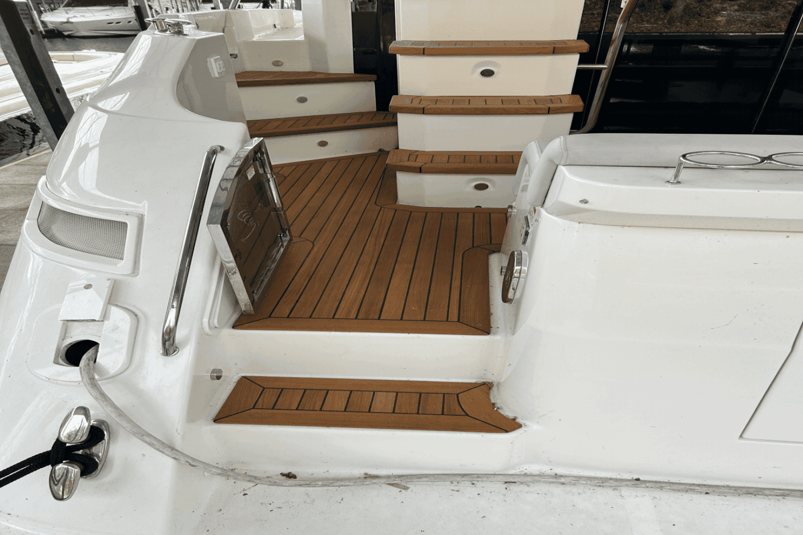 2018 Sea Ray L550 Fly — photo 9