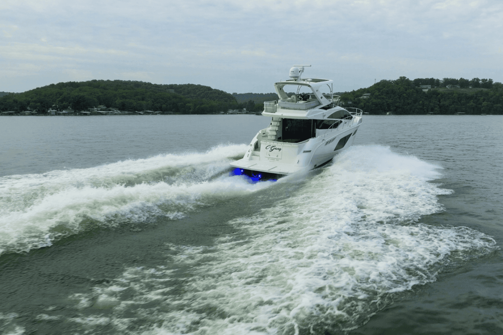 2018 Sea Ray L550 Fly — photo 8