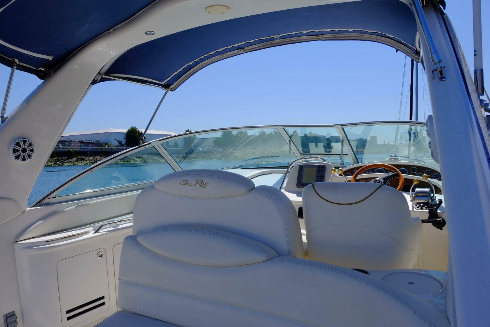 2000 Sea Ray 340 — photo 10