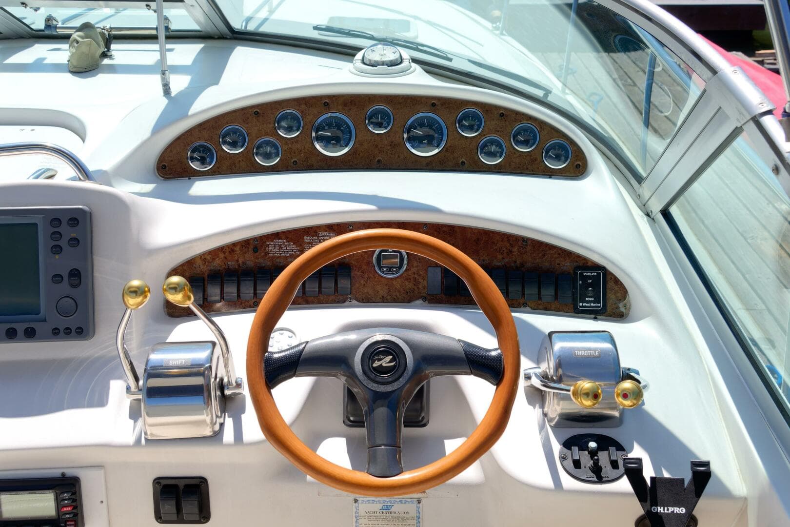 2000 Sea Ray 340 — photo 4