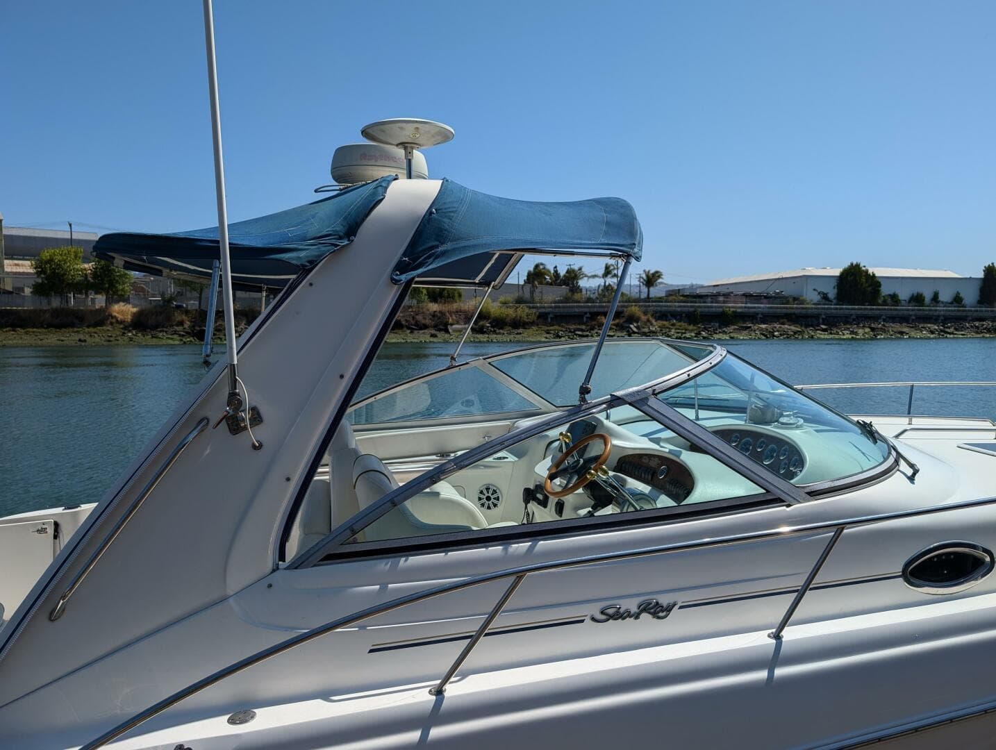 2000 Sea Ray 340 — photo 8