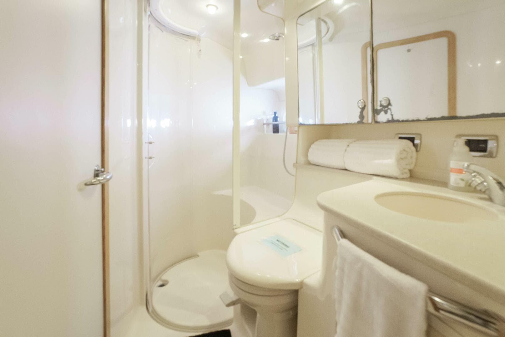 2003 Sea Ray 460 Sundancer — photo 55