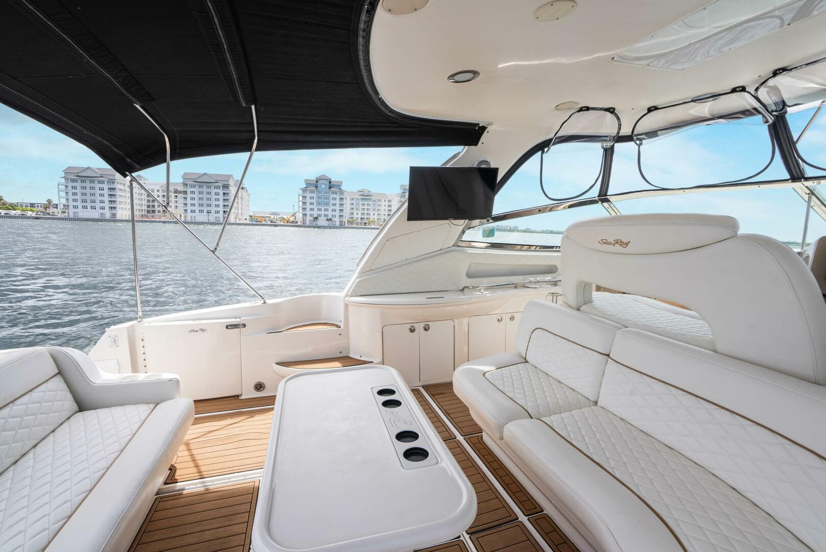 2003 Sea Ray 460 Sundancer — photo 25