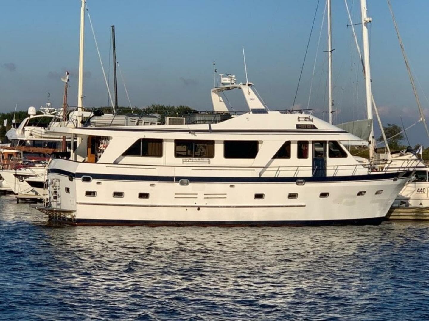 1983 Sea Ranger MKII Pilothouse Flybridge Trawler — photo 2