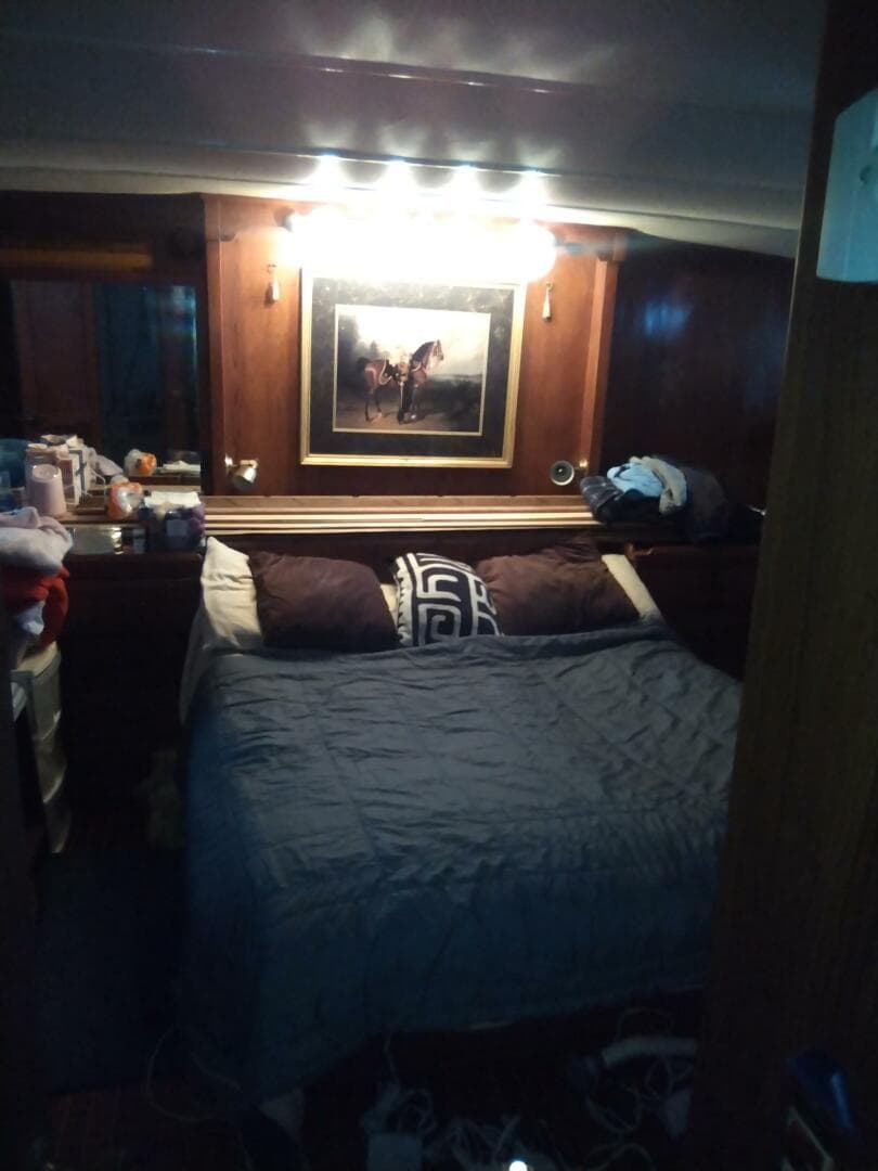 1983 Sea Ranger MKII Pilothouse Flybridge Trawler — photo 26