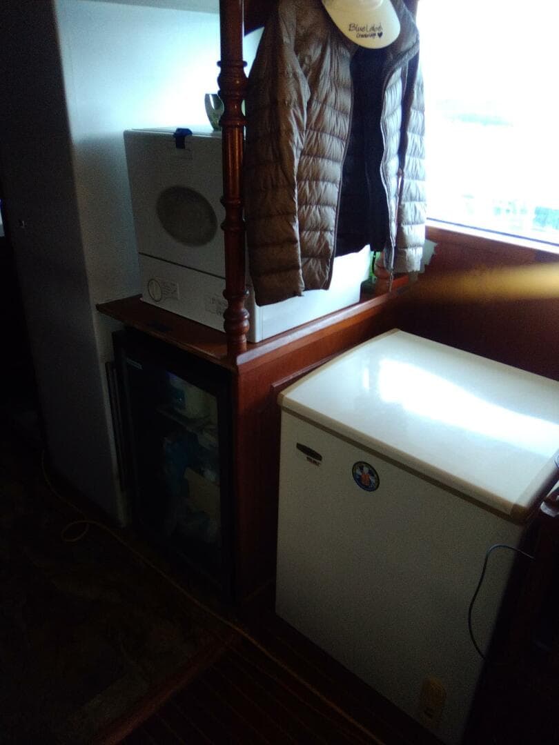 1983 Sea Ranger MKII Pilothouse Flybridge Trawler — photo 21