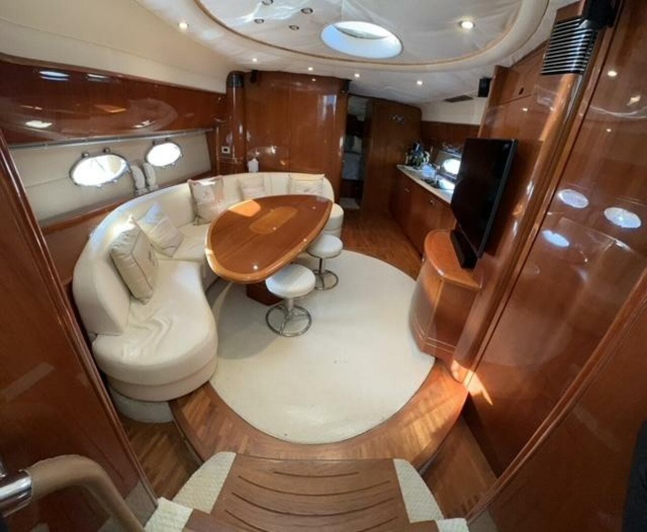 2006 Viking Princess 58V — photo 29