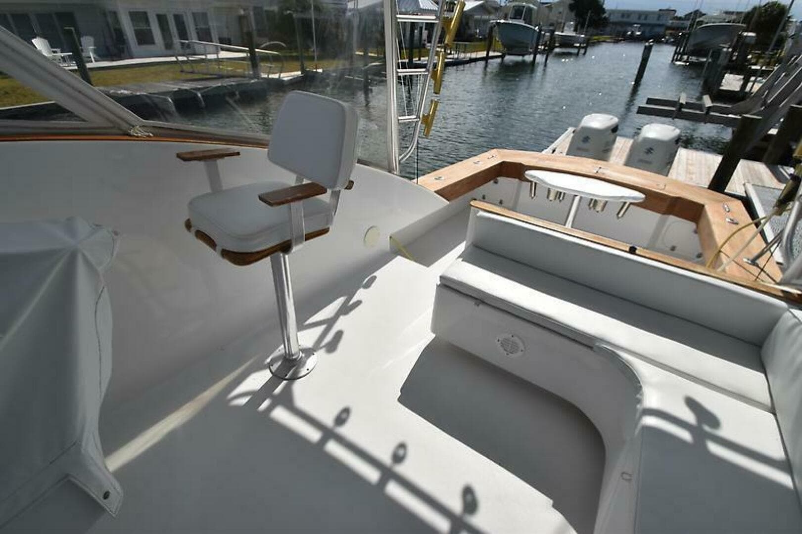 2006 Custom Carolina 34 Express — photo 18