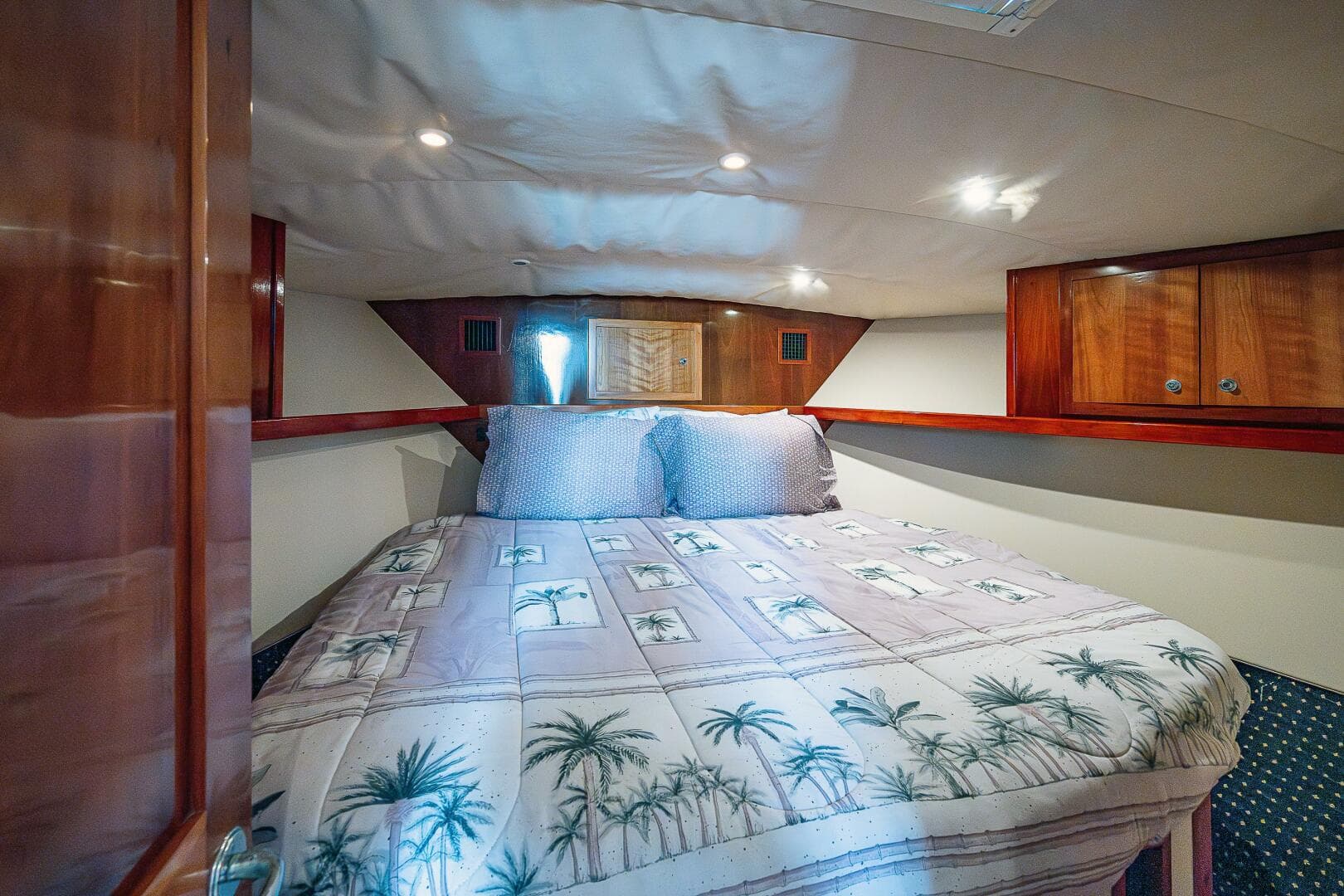 2005 Albemarle — photo 35