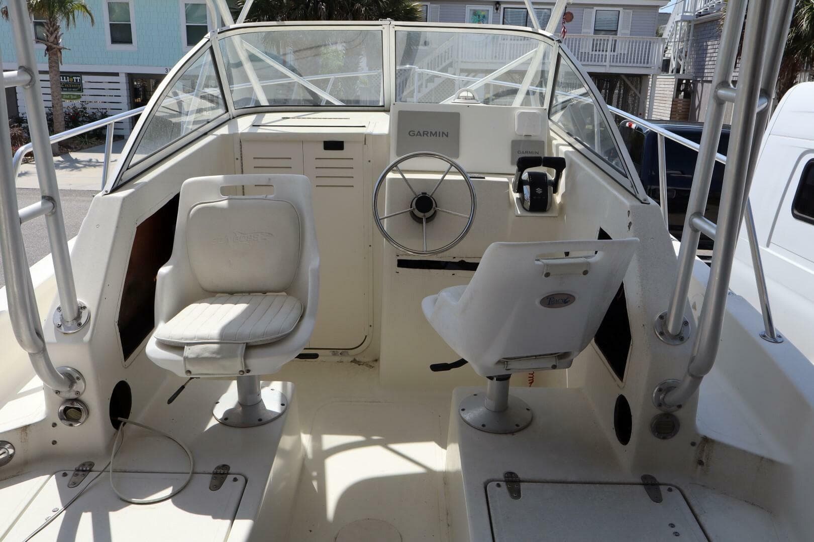 2005 Sea Boss 235 Walkaround — photo 5