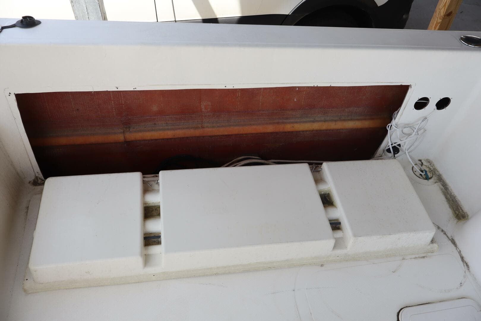 2005 Sea Boss 235 Walkaround — photo 9