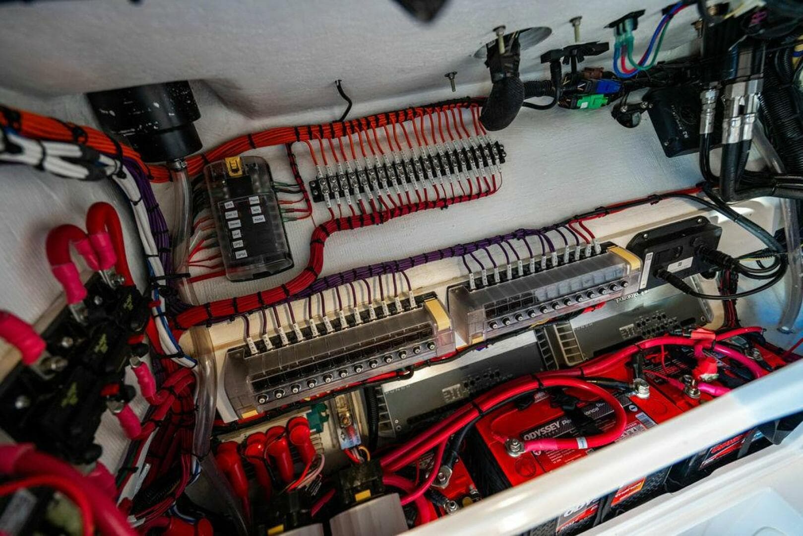 2026 Reef Runner 340 — photo 42