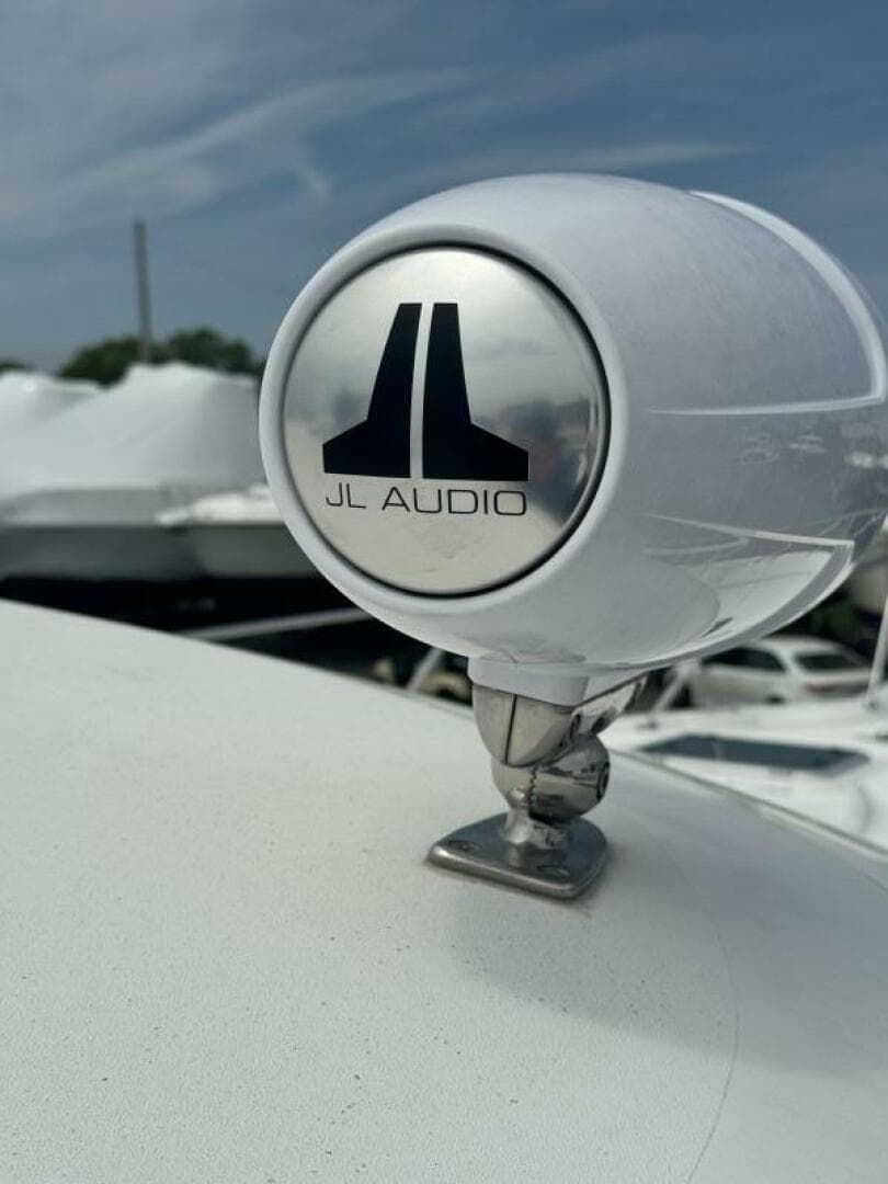 2006 Tiara Yachts 43 Sovran — photo 21