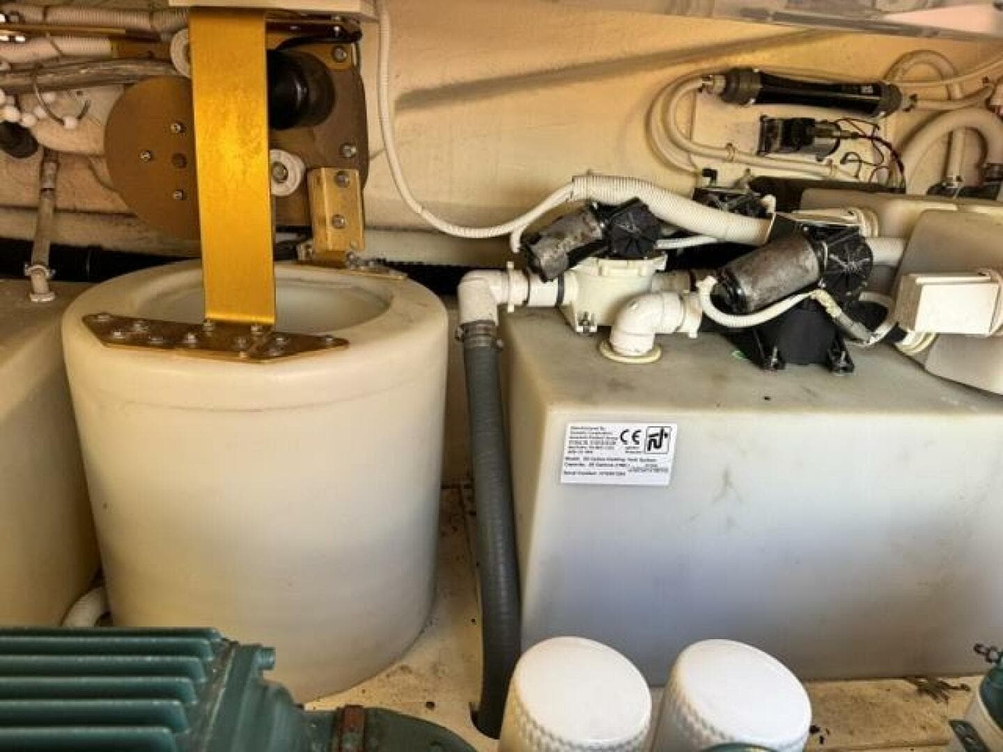 2006 Tiara Yachts 43 Sovran — photo 36