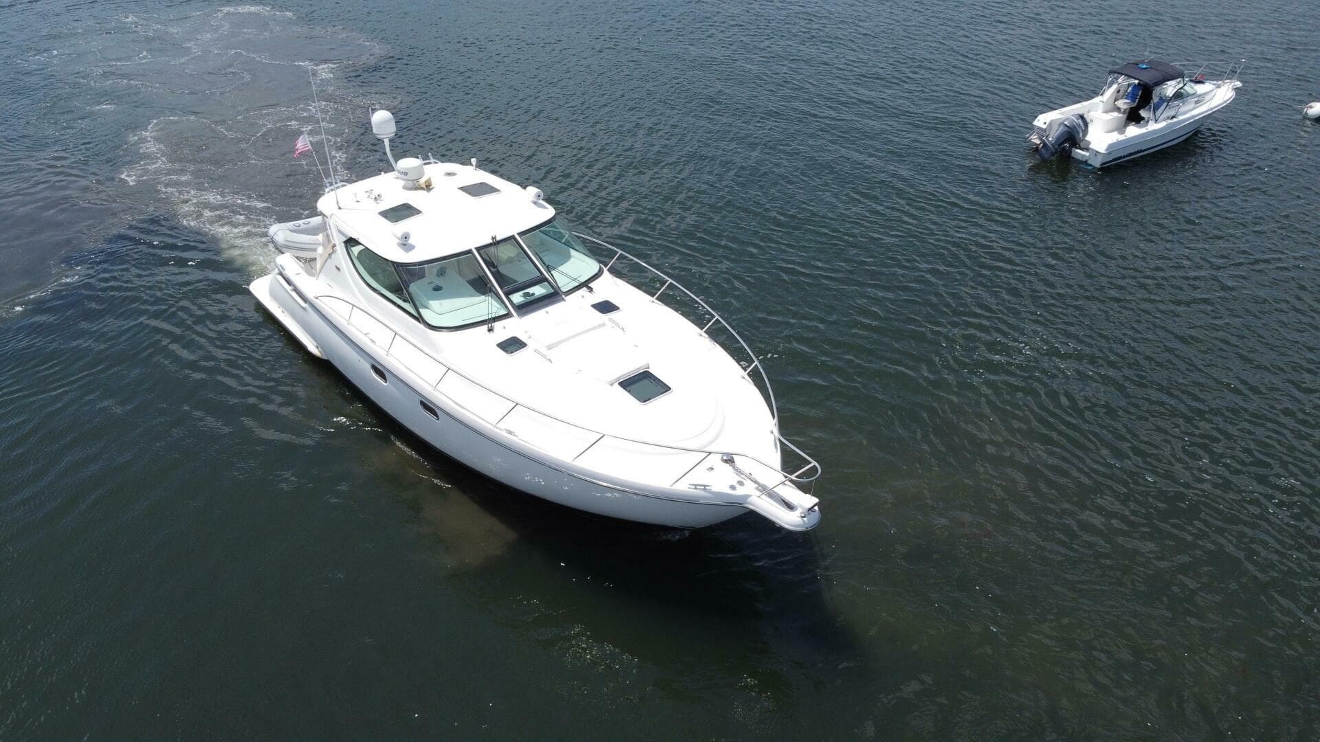 2006 Tiara Yachts 43 Sovran — photo 2