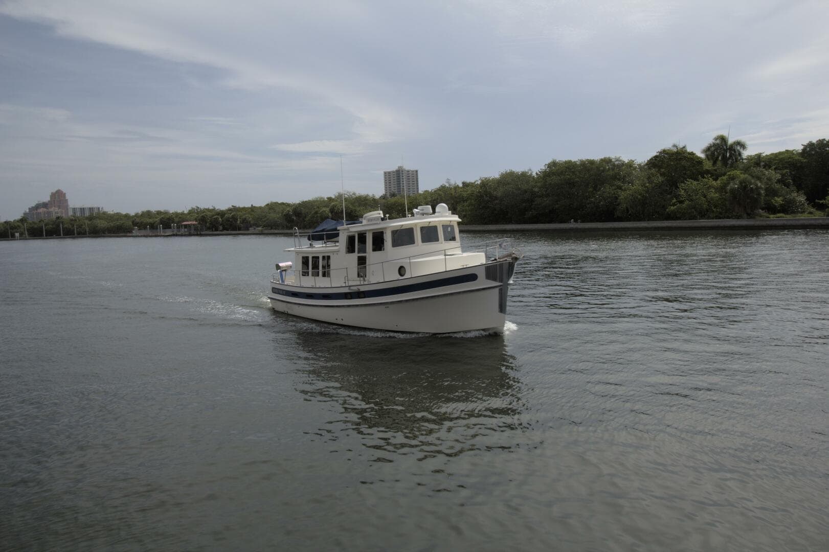 2000 Nordic Tugs 42 Millennium — photo 2