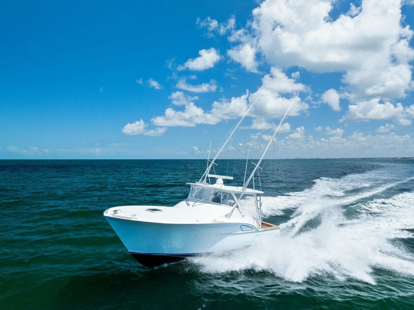 2018 Custom Carolina 35 Express — photo 13