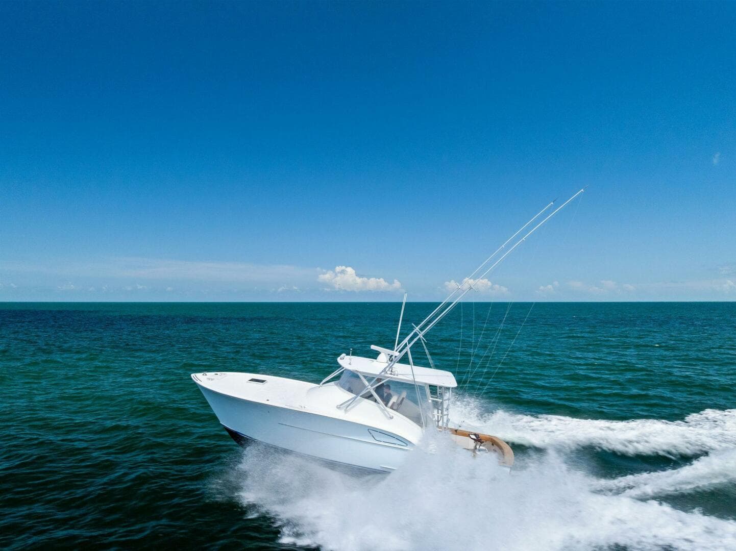 2018 Custom Carolina 35 Express — photo 12