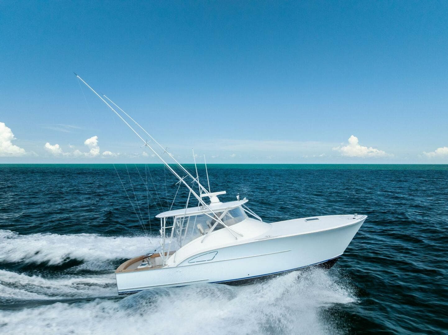 2018 Custom Carolina 35 Express — photo 17