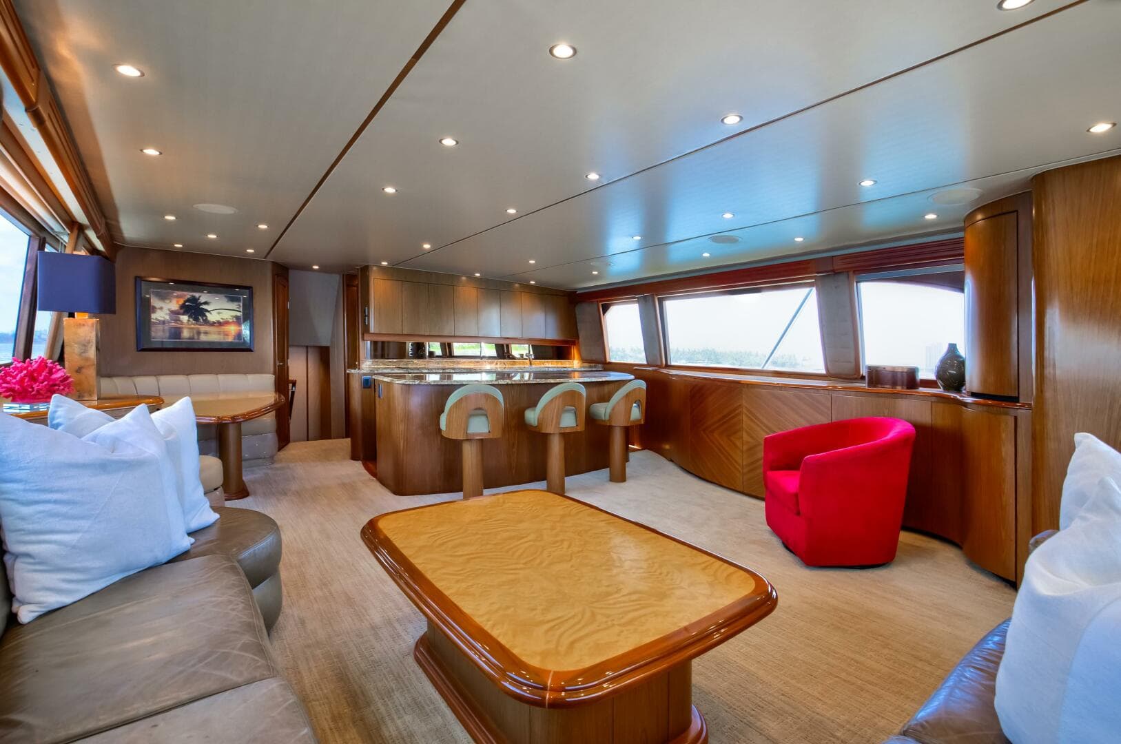 2010 Viking 82 Convertible — photo 4